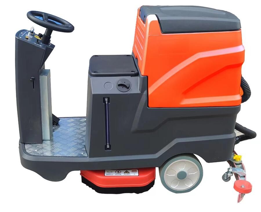 南通市雨辰柯林驾驶式洗地机X66 双刷清洗吸干拖地机